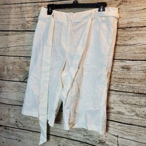 Bobby White Capri Pants Size 10